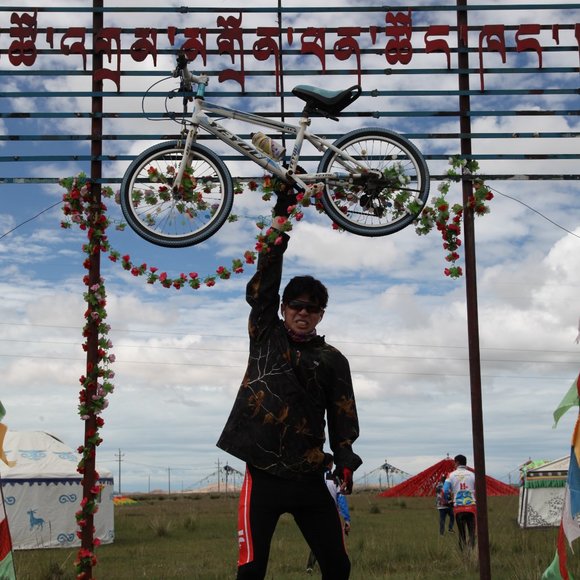 Meet your Posher, Benson - Picture 2 of 2